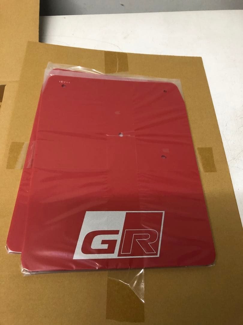 ハイエース　マッドフラップ　GR