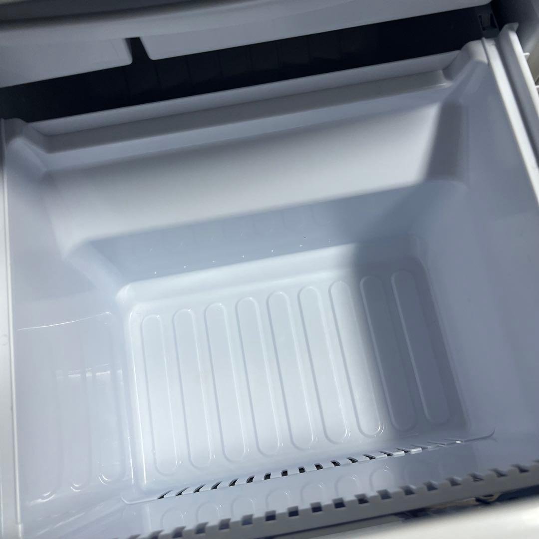 SHARP 冷蔵庫 137L　SJ-D14D-W　ホワイト