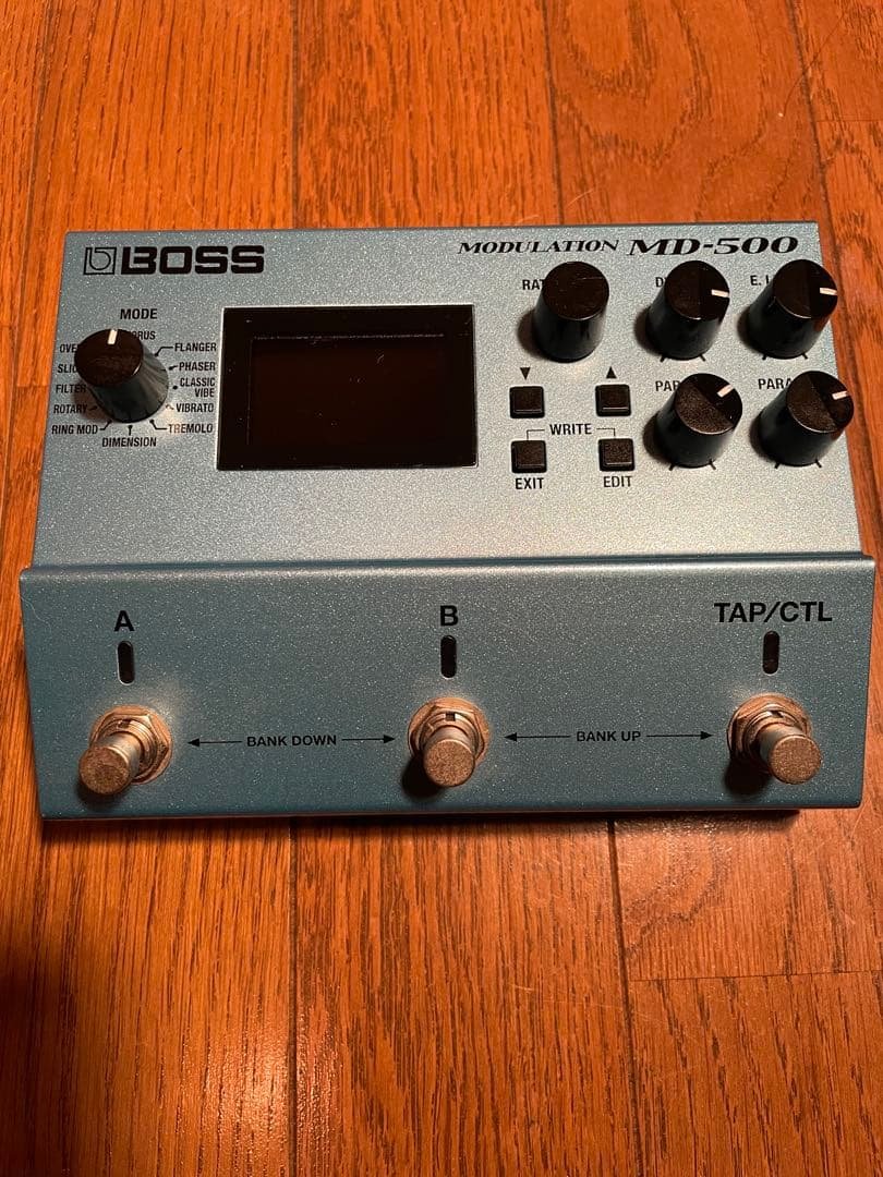 ギター Boss MD-500