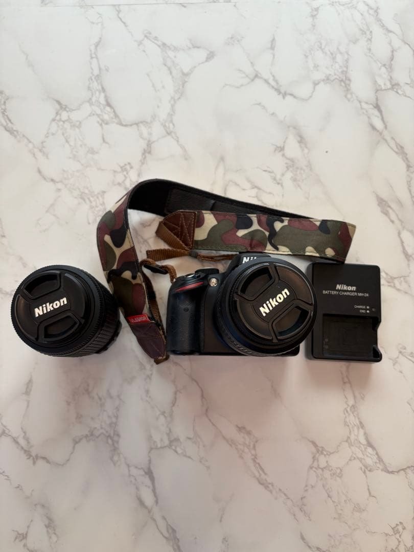 Nikon 一眼レフカメラ D3200 レンズ2本付き