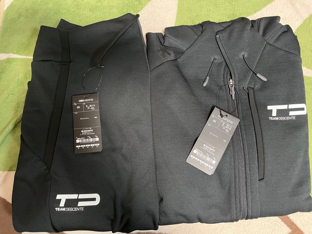 新品　TEAM DESCENTE スウェット上下セット XL
