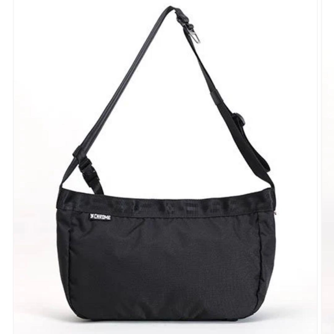 アレキサンダーリーチャン×クローム 大きめショルダーバック ブラック 黒 26L