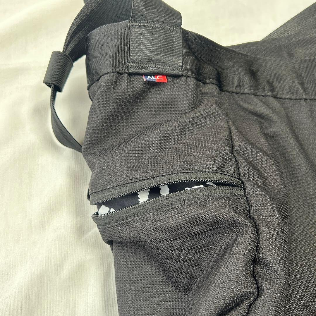 アレキサンダーリーチャン×クローム 大きめショルダーバック ブラック 黒 26L