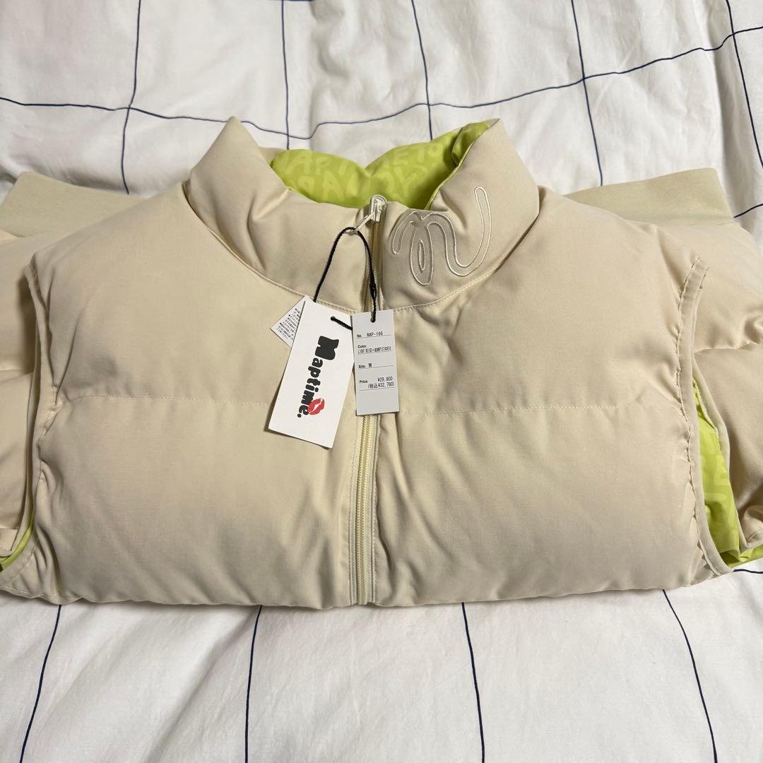 Nissy Naptime 中綿リバーシブルベスト　ライトベージュ×ピスタチオ