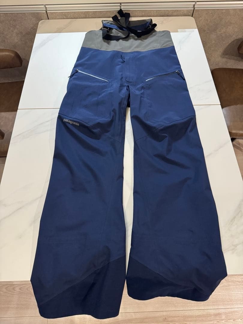 patagonia スノードリフタービブ スノーボード ビブパンツ ネイビー