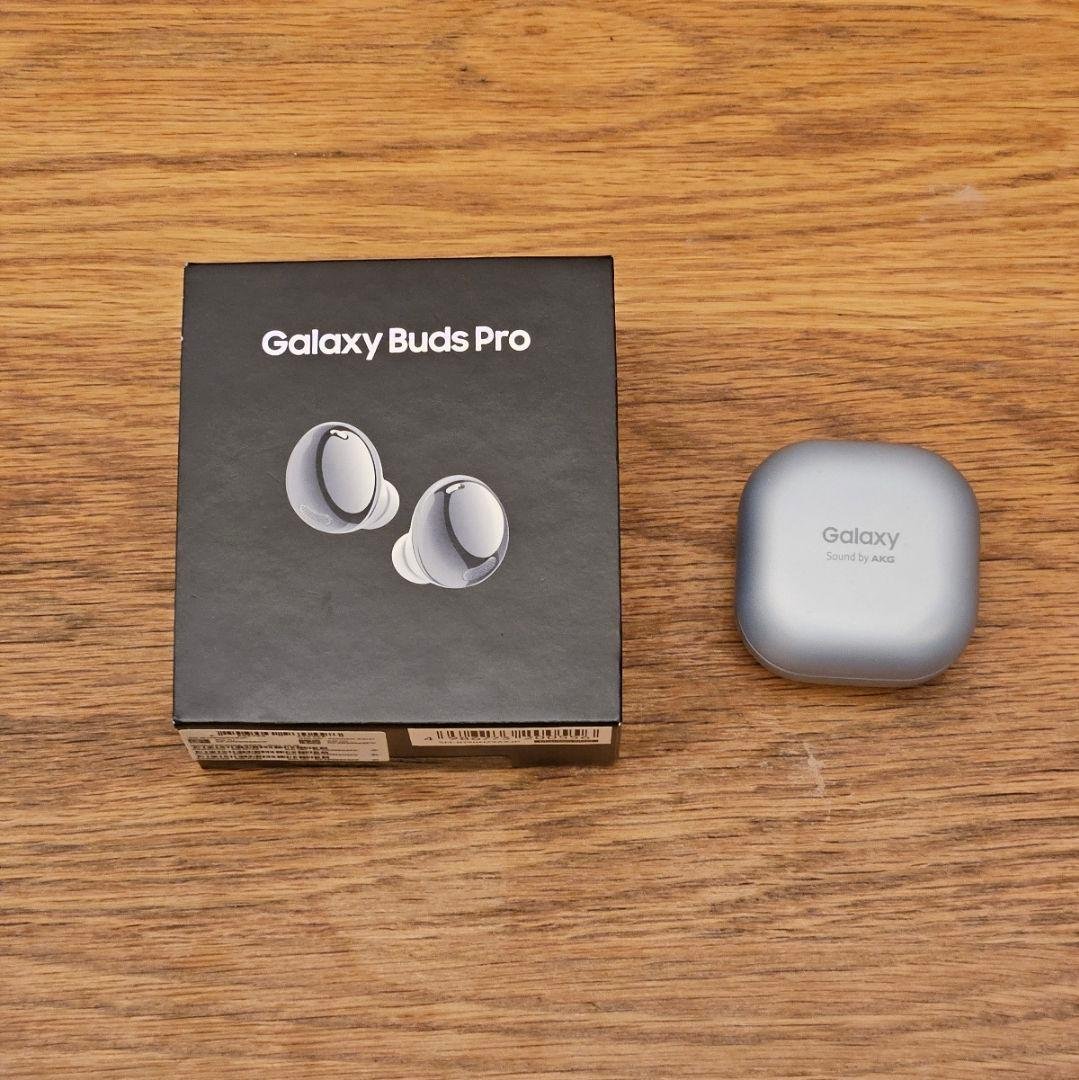 Galaxy Buds Pro シルバー 充電ケース付