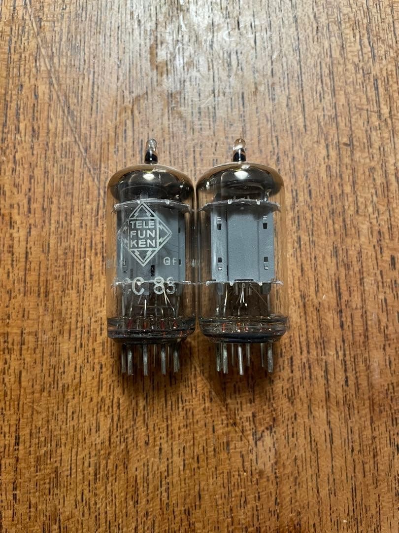 TELEFUNKEN（テレフンケン） 12AX7 / ECC83 2本ダイヤ有