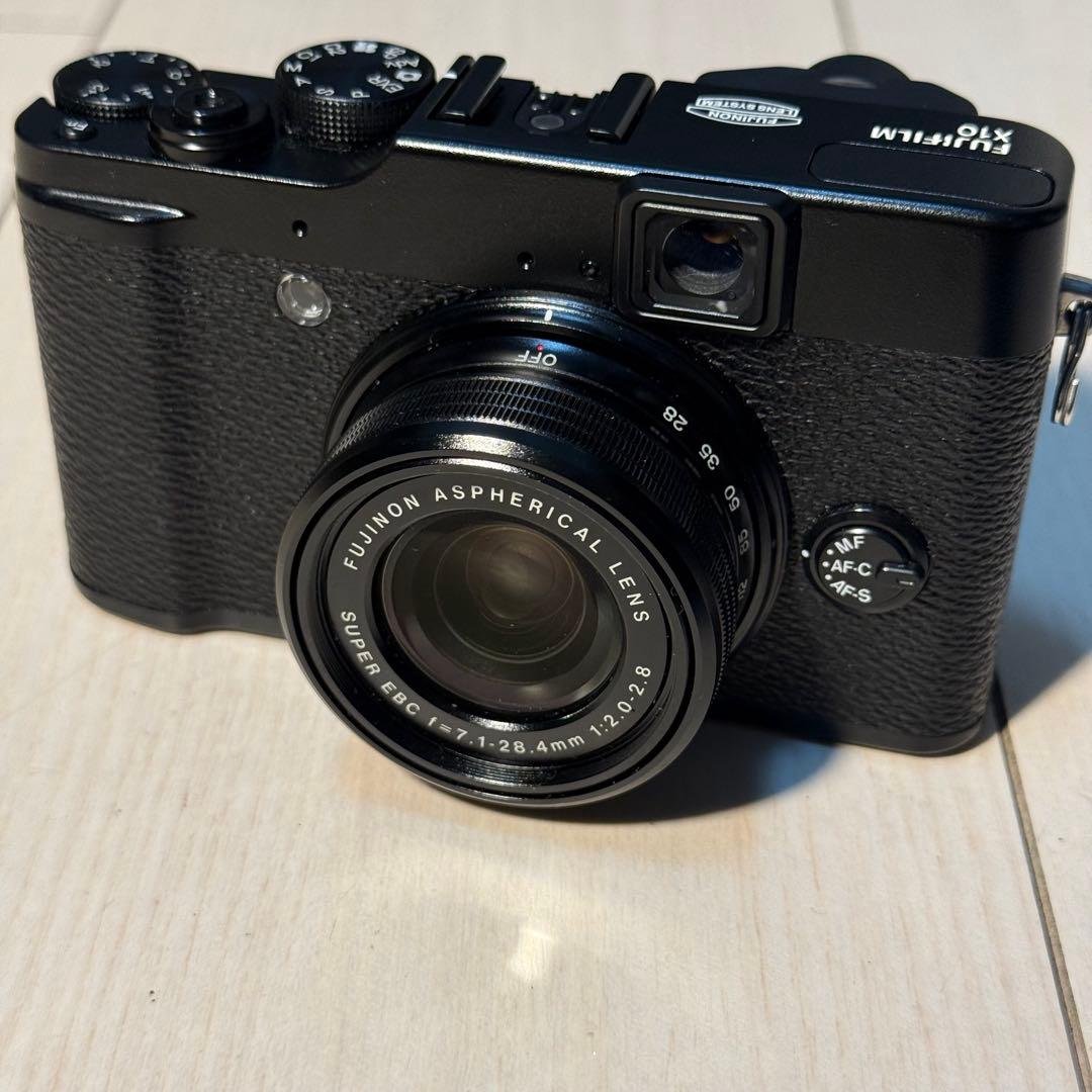 FUJIFILM X10 デジタルカメラ　 動作確認済み