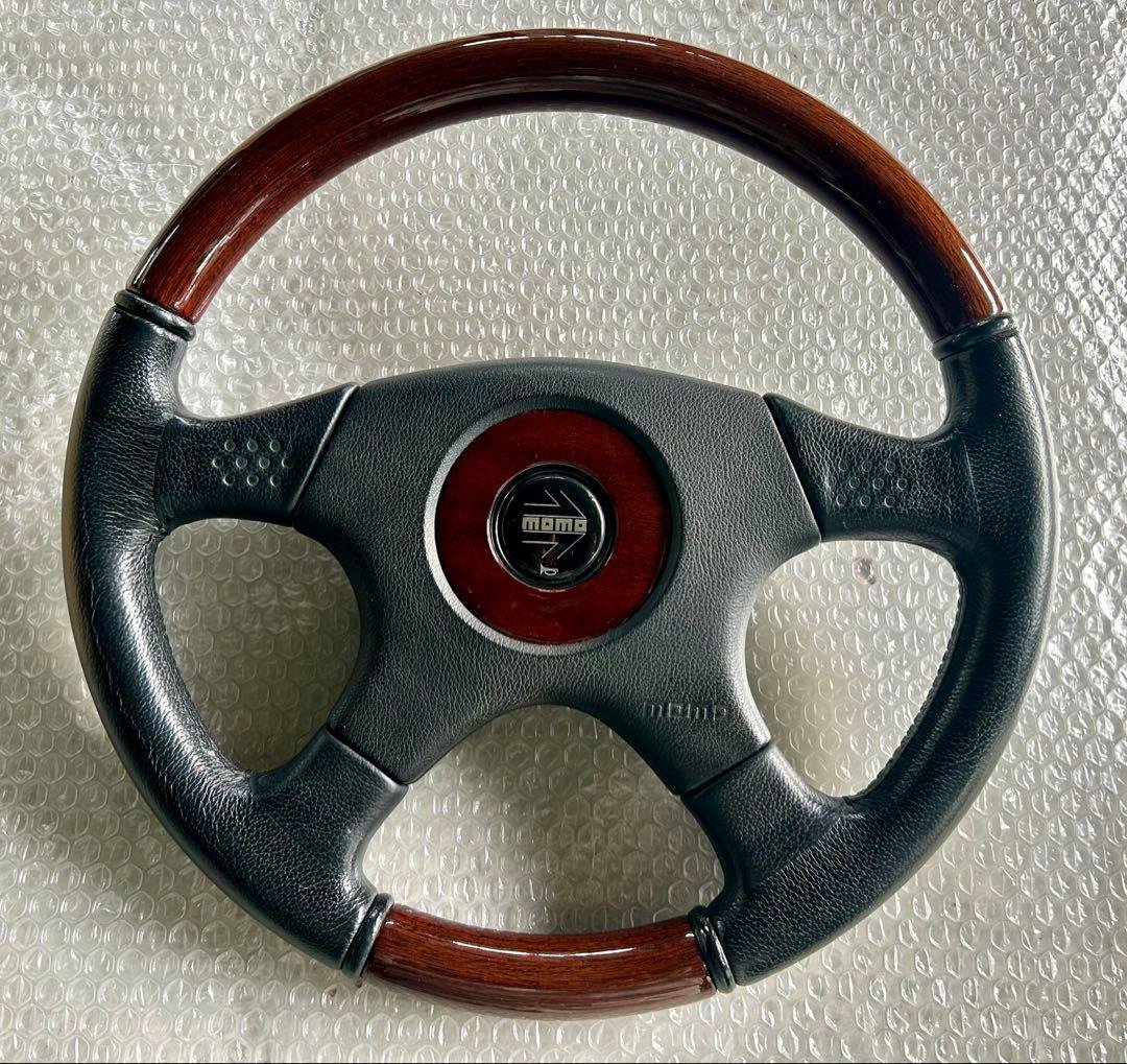 momo オリンピックⅢ 当時物スポーツタイプ ステアリング・ハンドル本体