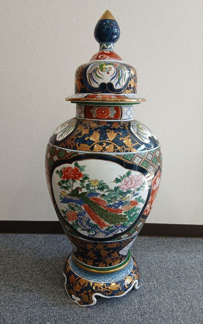 有田焼 飾壺 幸右衛門 作 花瓶 沈香壺 金彩