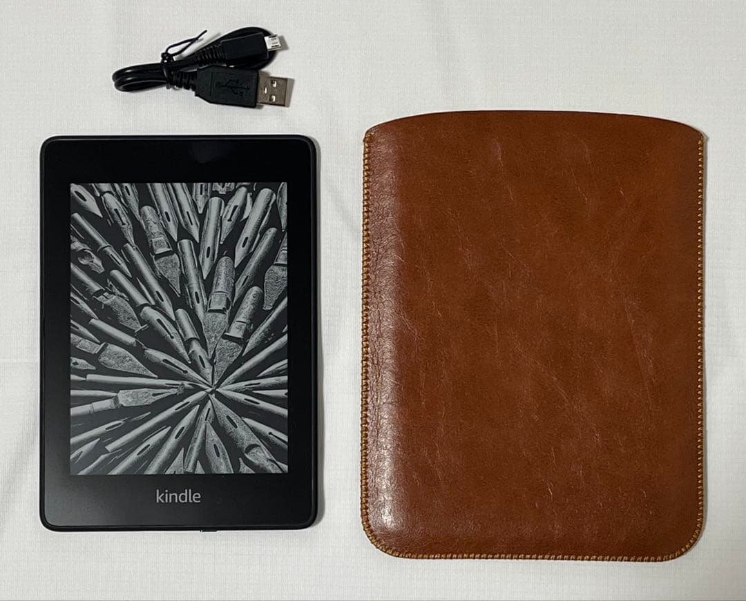 kindle Paperwhite 第10世代　32GB　広告なし、スリーブ付き