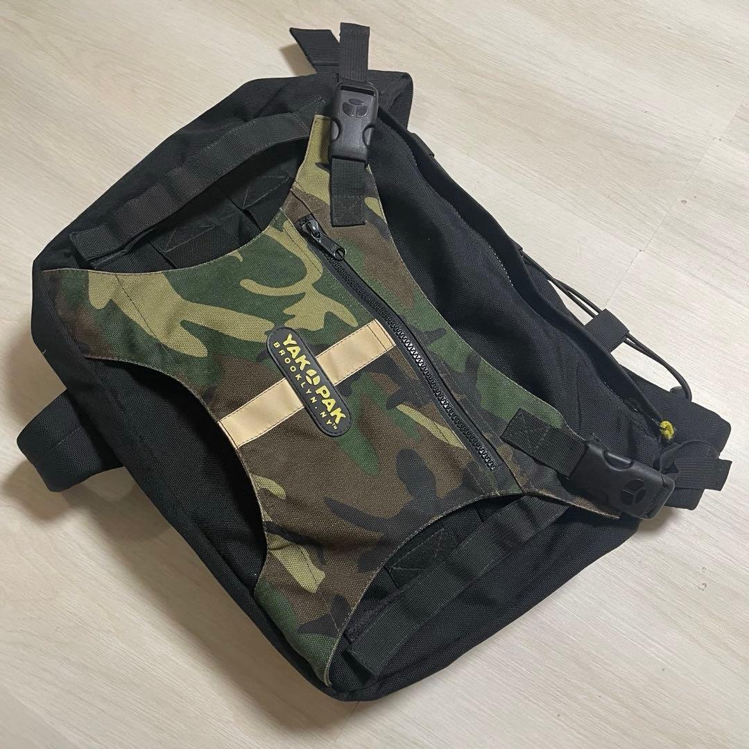 90's YAK PAK Skateboard Sling Bag テック