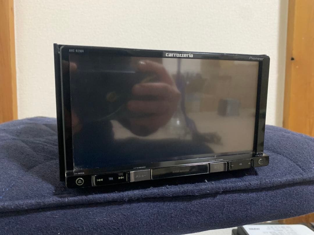 カーナビ carrozzeria AVIC-RZ900