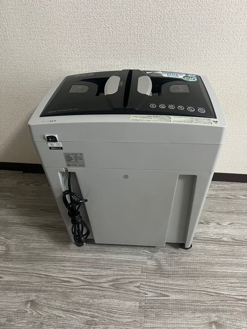 【アイリスオーヤマ】シュレッダー 自動細断150枚 AFS150C未使用に近い