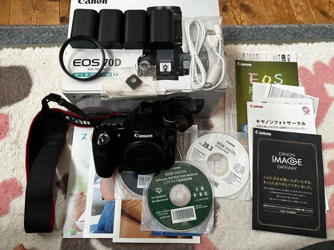 【バッグ付】Canon EOS 70D ボディ デジタル一眼レフ Wi-Fi内蔵