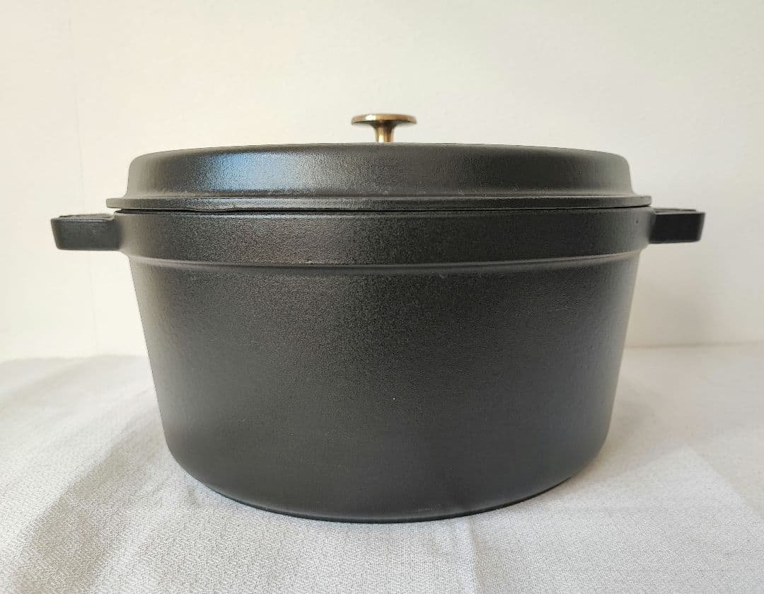 staub　ピコココットラウンド　28
