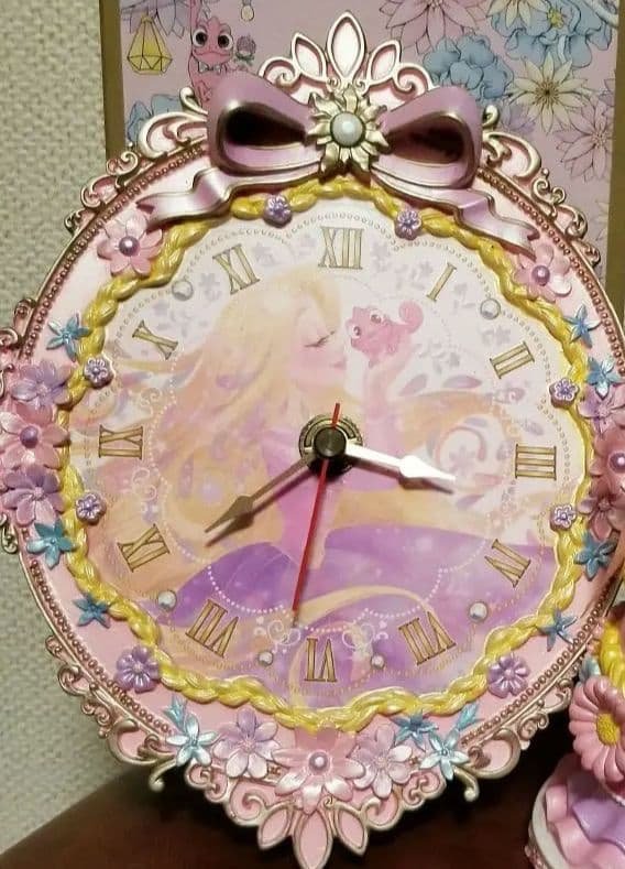 ディズニーストア ラプンツェル　時計 壁掛け 置き時計