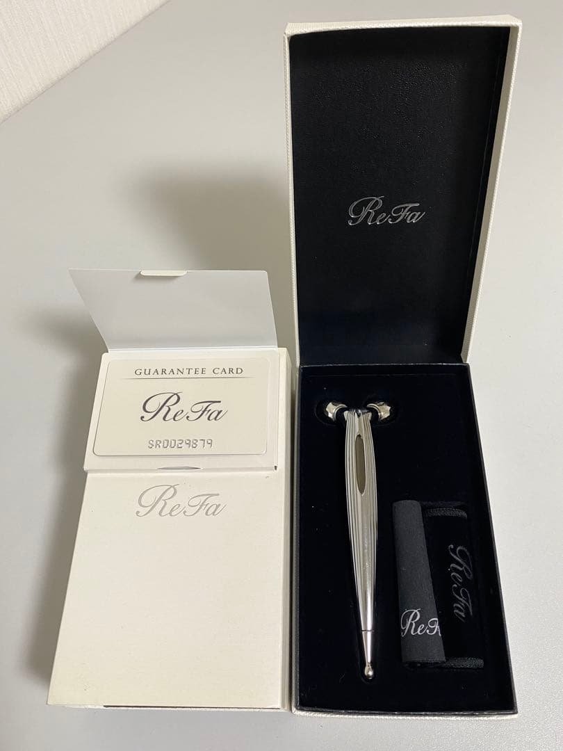 ReFa リファエスカラットレイ フェイスローラー　美顔器 リファカラット