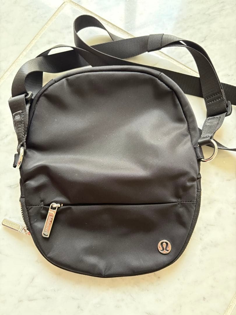 ルルレモン　All Night Festival バッグマイクロ 2L