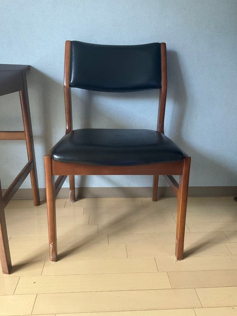 カリモク60+ チェア