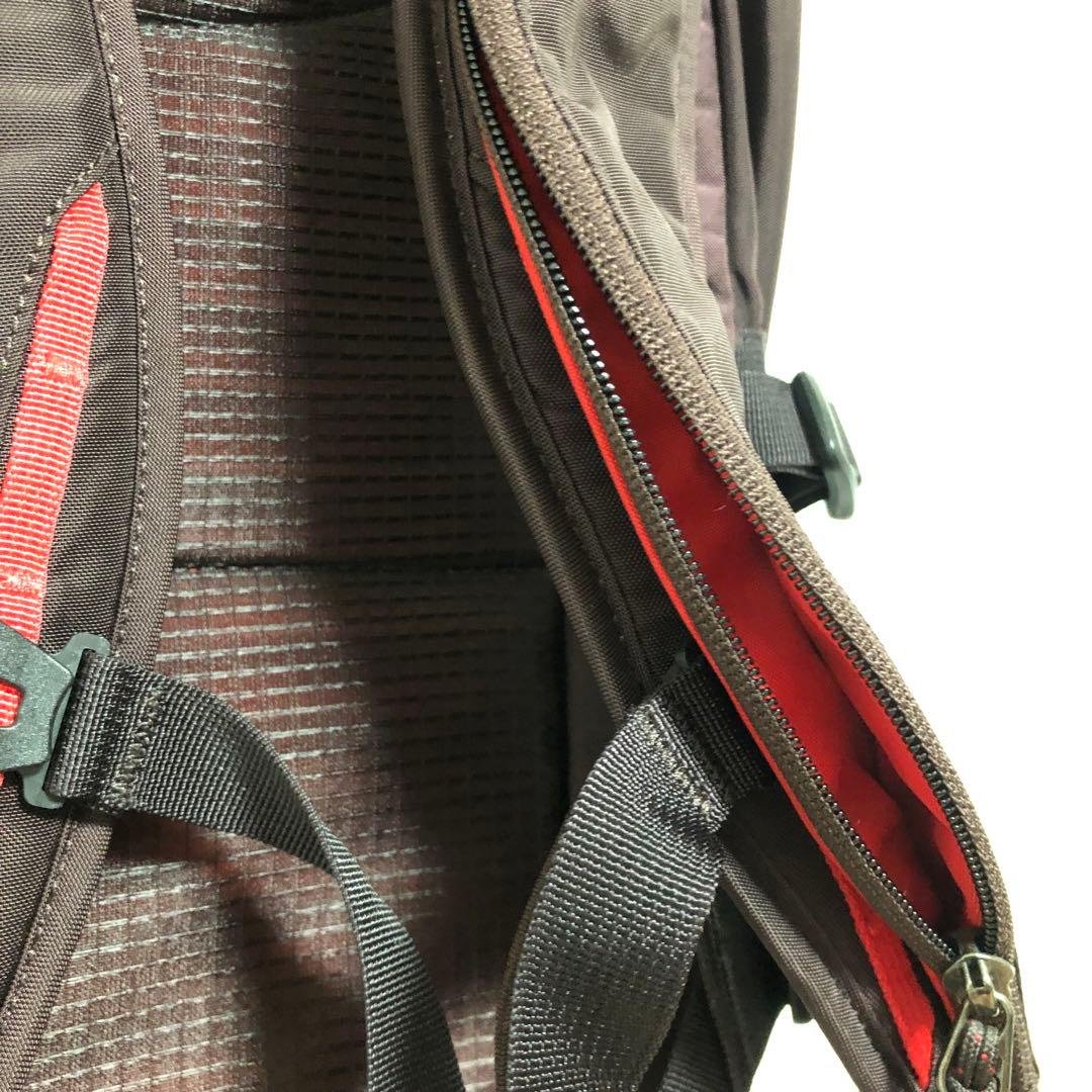 美品　廃盤レア　パタゴニア　スノードリフター　20L スノーボード着用可