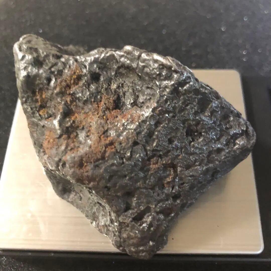 隕石　カンポデルシエロ　鉄隕石カット