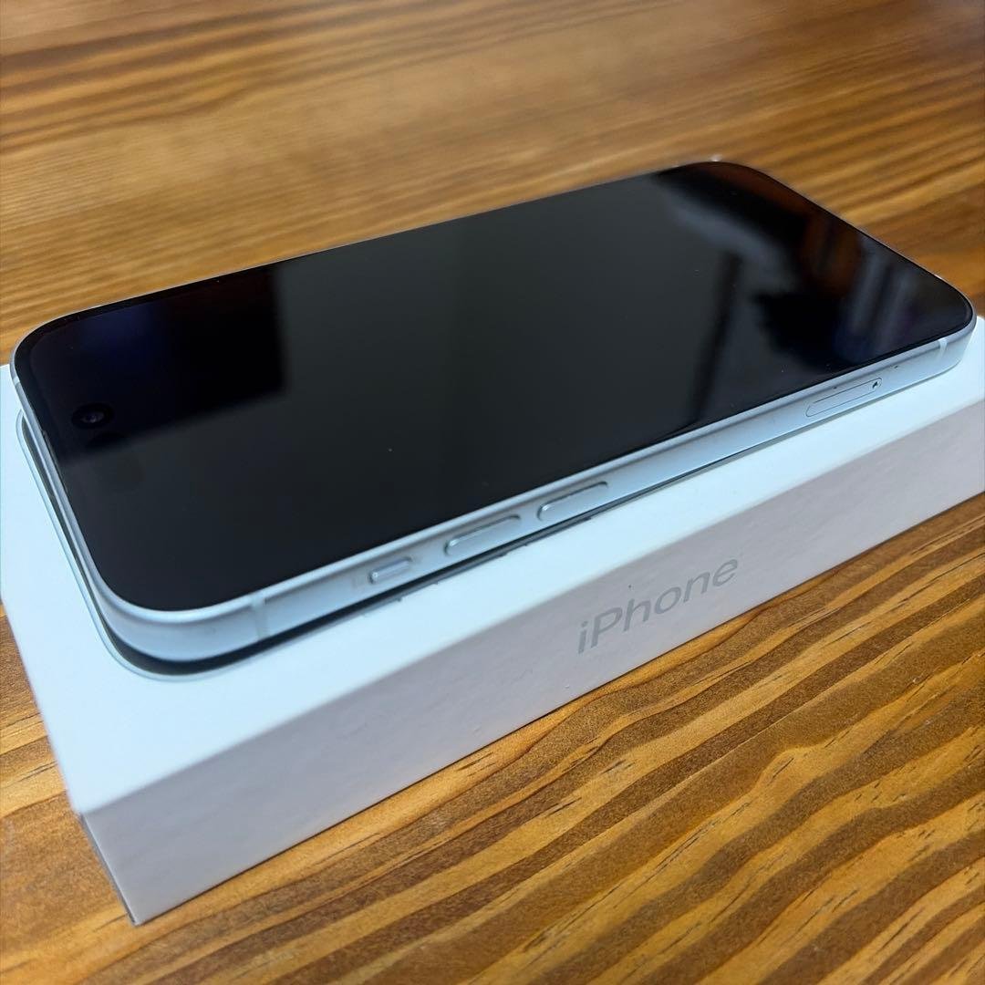 iPhone15 128MB ブルー