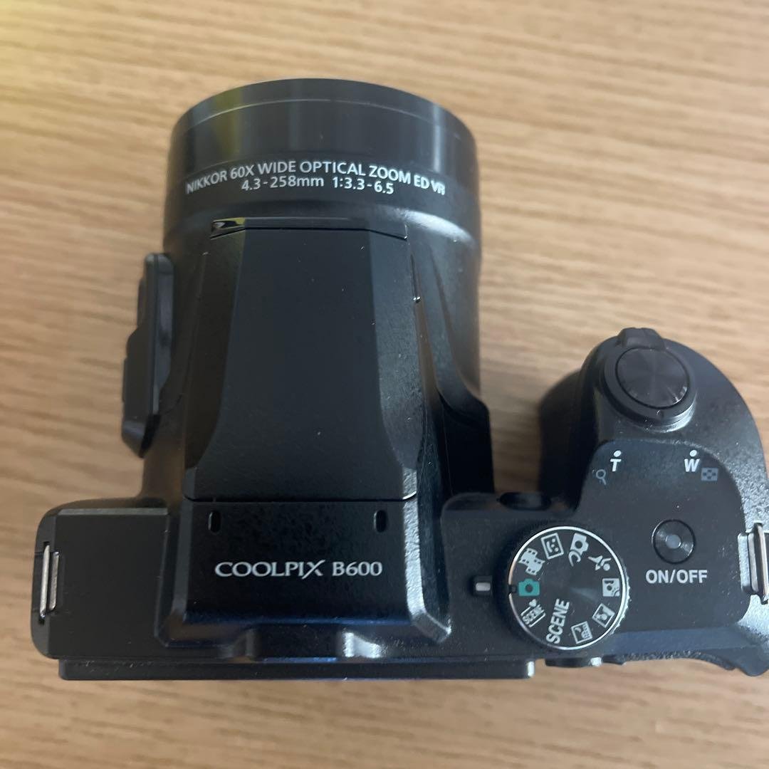Nikon COOLPIX B600 デジタルカメラ