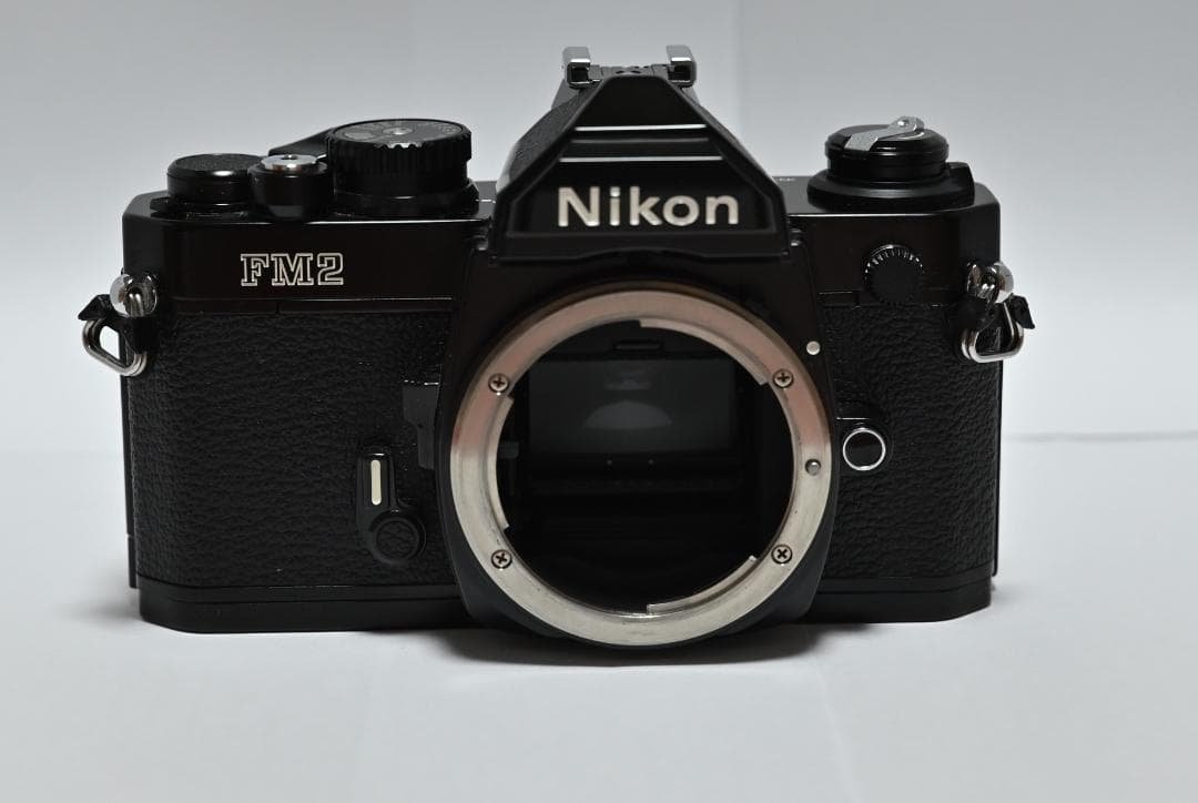 Nikon newFM2 フィルム一眼レフカメラ