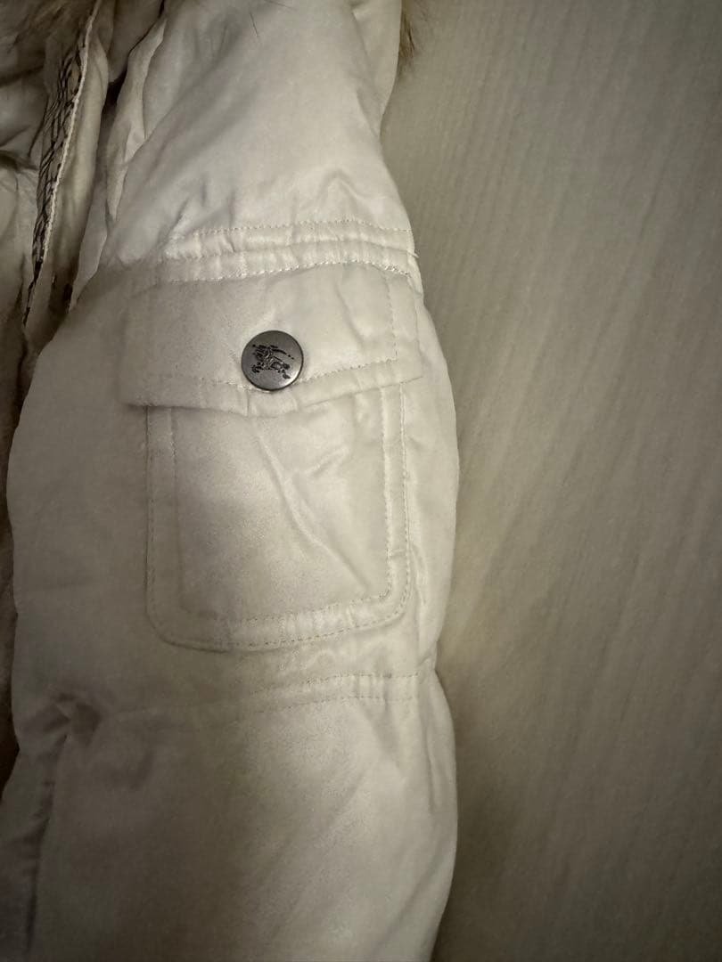 Burberry チェック柄ダウンジャケット ホワイト