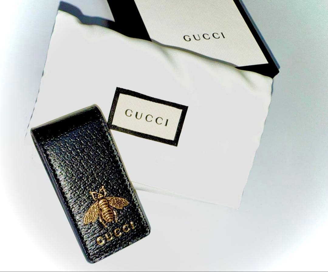 【未使用品】GUCCI グッチ　ブラック マネークリップ 蜂刺繍