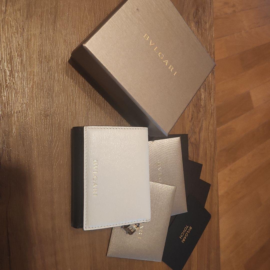 BVLGARI 　ミニウォレット　三つ折り財布