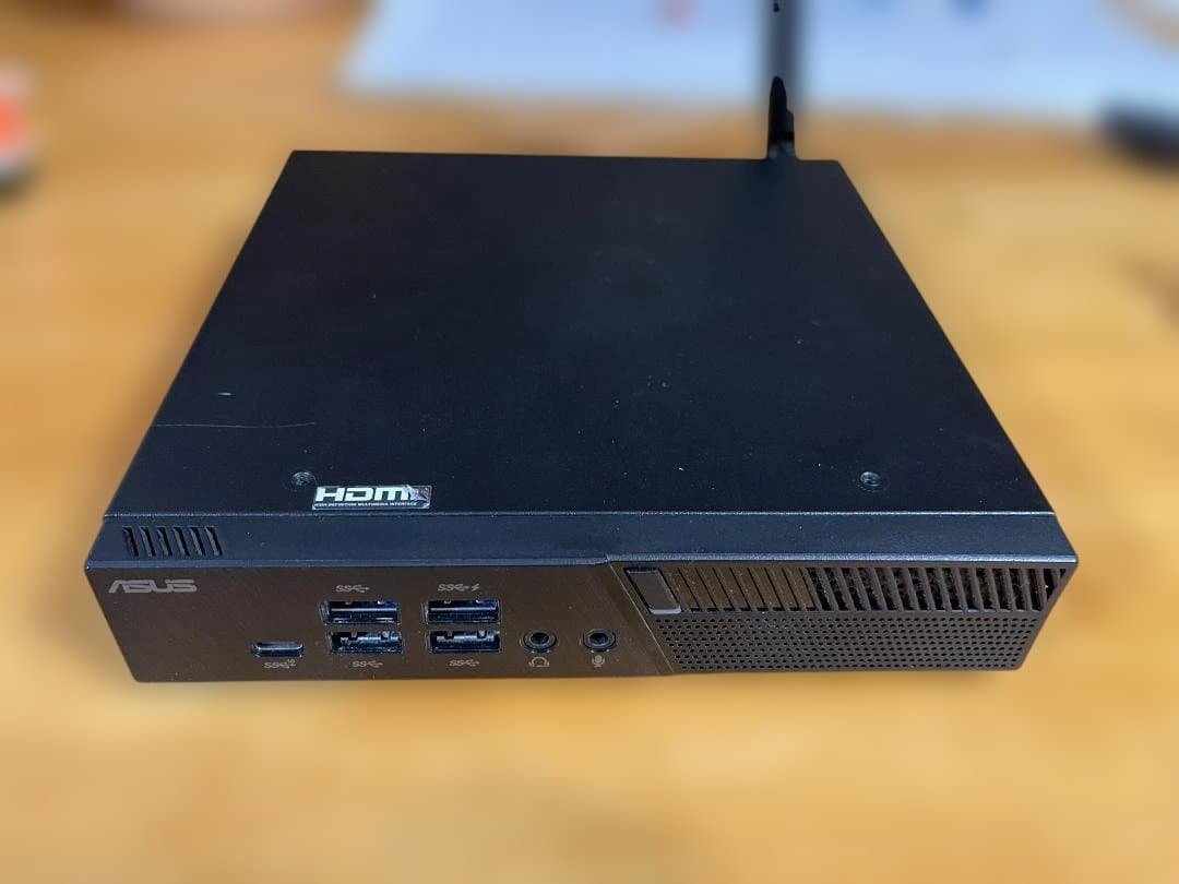 asus Mini PC PB50 Windows11Proインストール済み