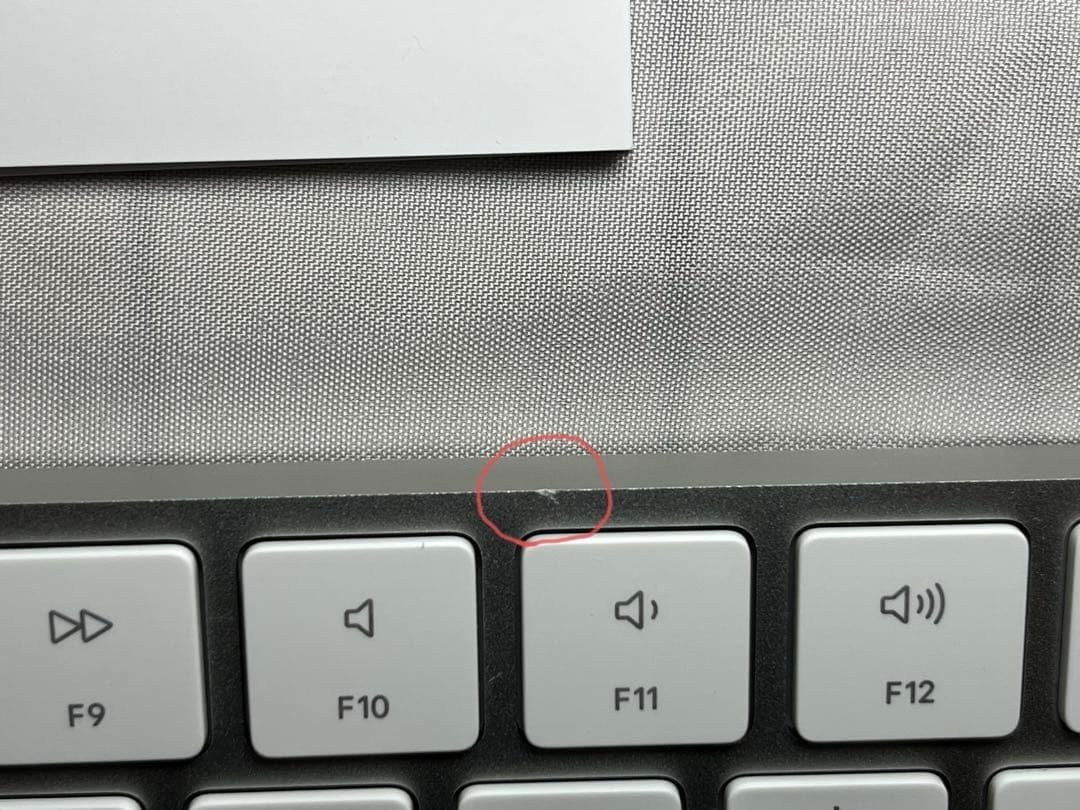 MacminiM2 純正キーボード(Touch ID) +トラックパットセット