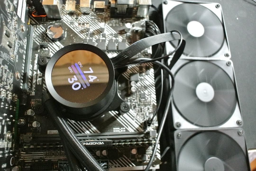 NZXT Kraken 360 水冷クーラー CPUクーラー 温度表示あり