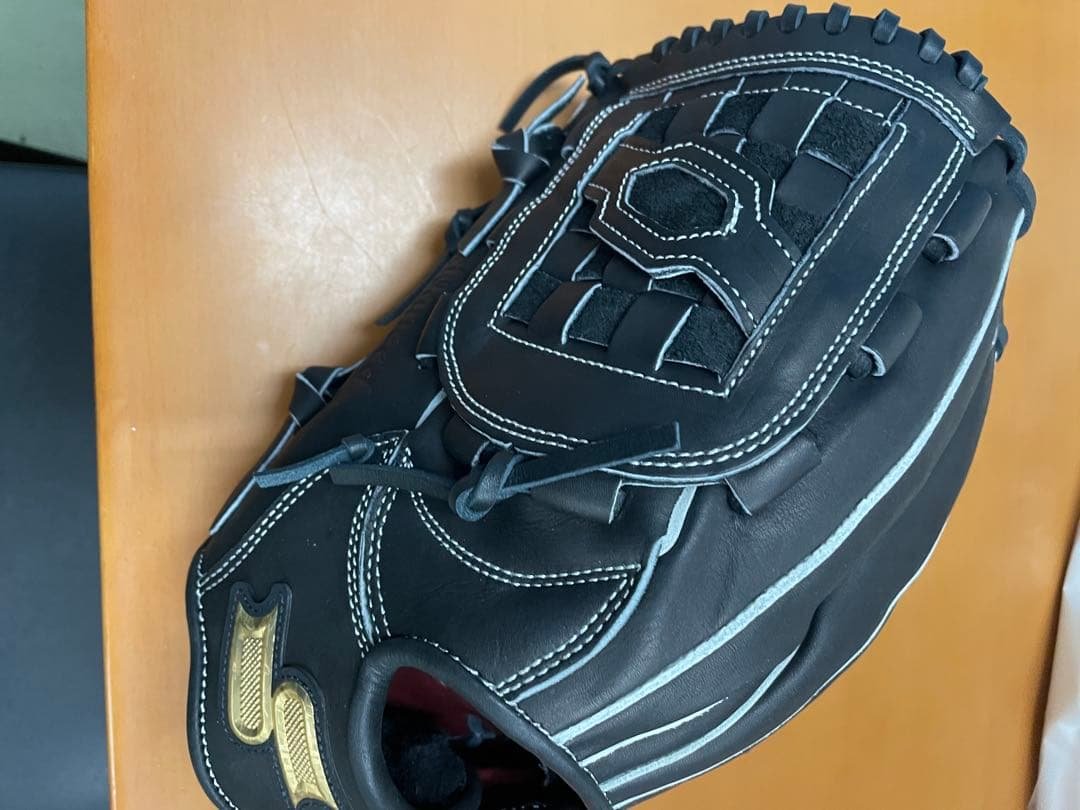 PEAK オールラウンド用 ブラックグローブ 左投げ