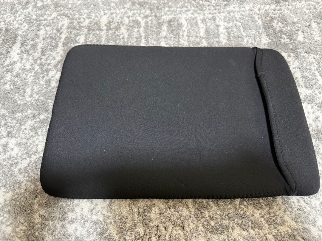 14インチ 4K OLED ポータブルモニター Switch対応 ケース付