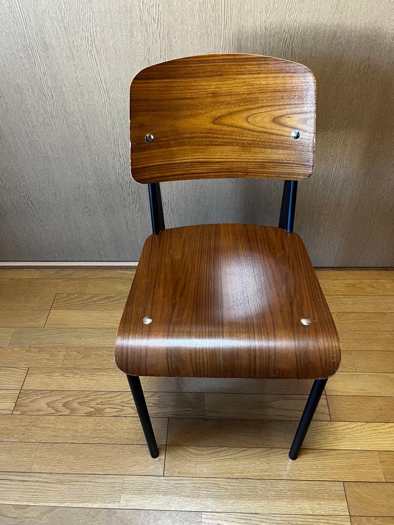 ジャンプルーヴェ　スタンダードチェア　リプロダクト