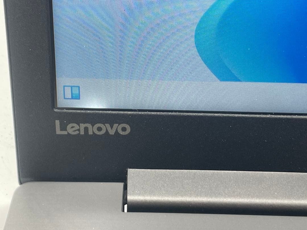 SSD Windows11 Lenovo ノートパソコン オフィス搭載！