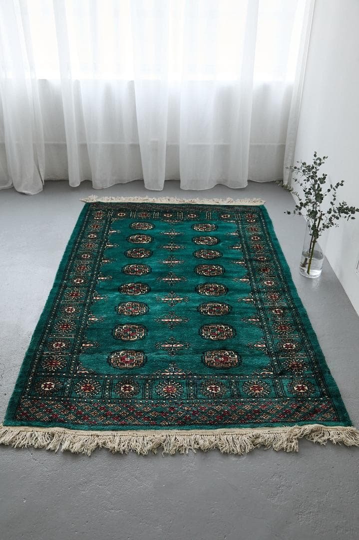 希少　ヴィンテージラグ　ラホール産　トライバルラグ（208×127cm）緑