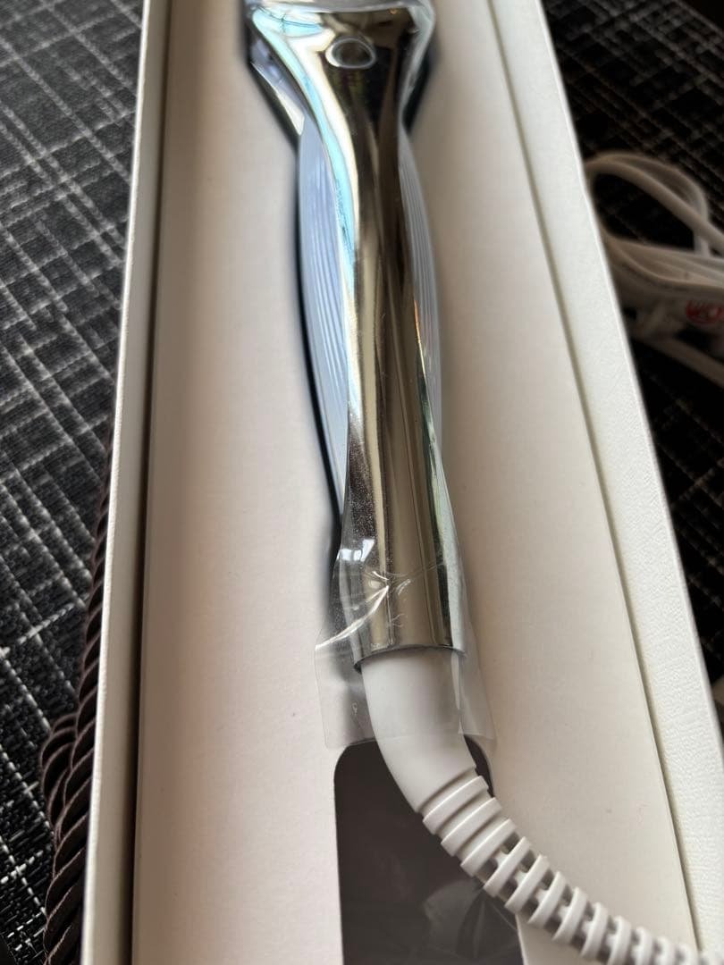 maho様ReFaパワーストレートアイロン　プロ　箱・保証書つき　リファ本店購入