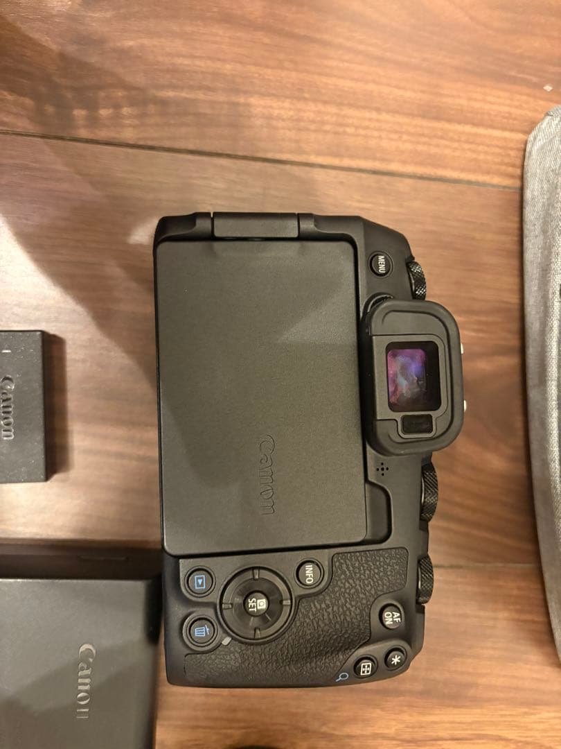 Canon EOS RP ミラーレスカメラ 本体