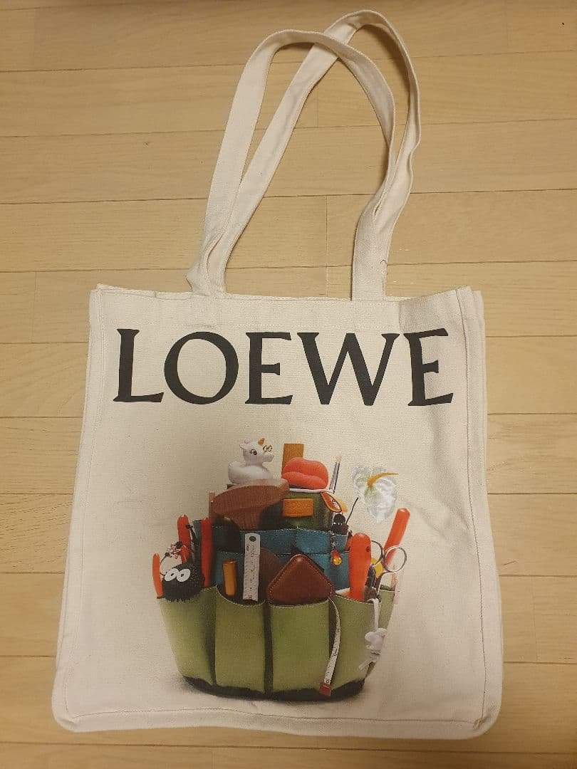 LOEWE　クラフテッドワールド　ノベルティ　新品未使用　ロエベ