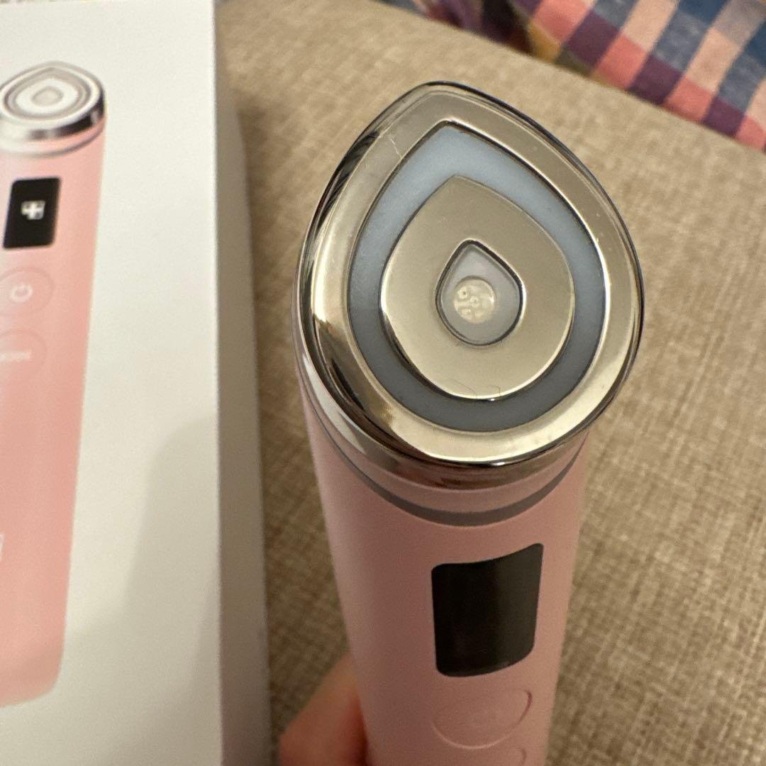 メディキューブ美顔器　ブースタープロ