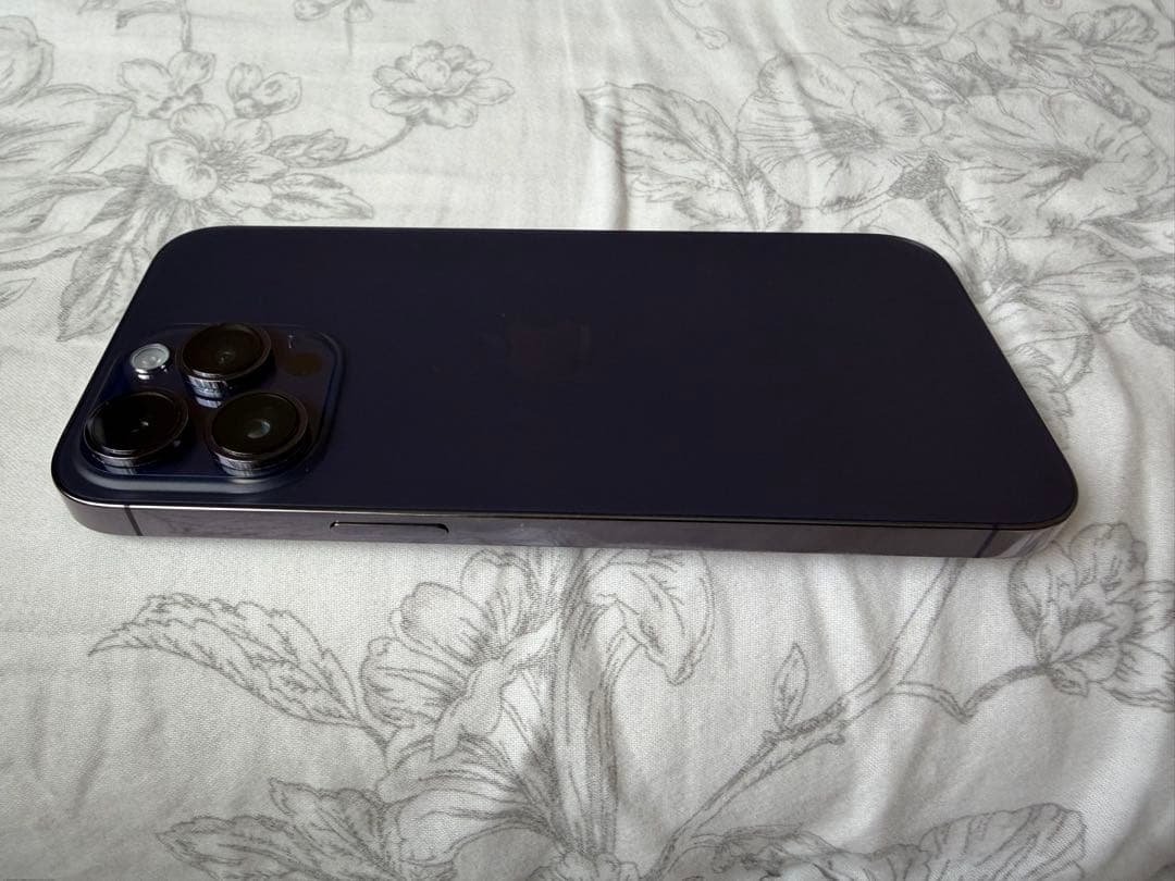 ★iPhone 14 Pro Max 512GB 国内SIMフリー★ケーブル2個