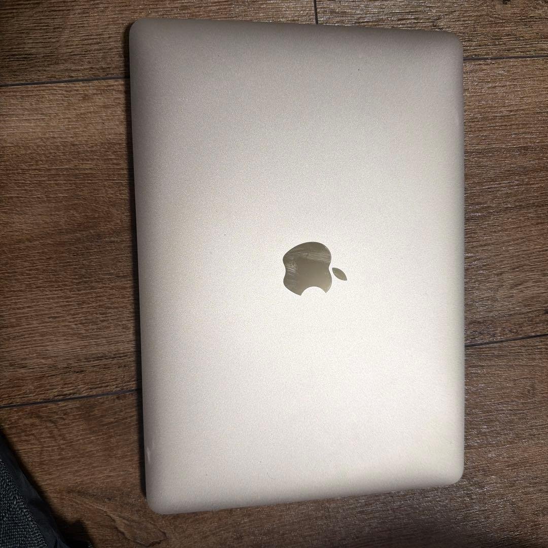 【早いも勝ち】MacBook 8G