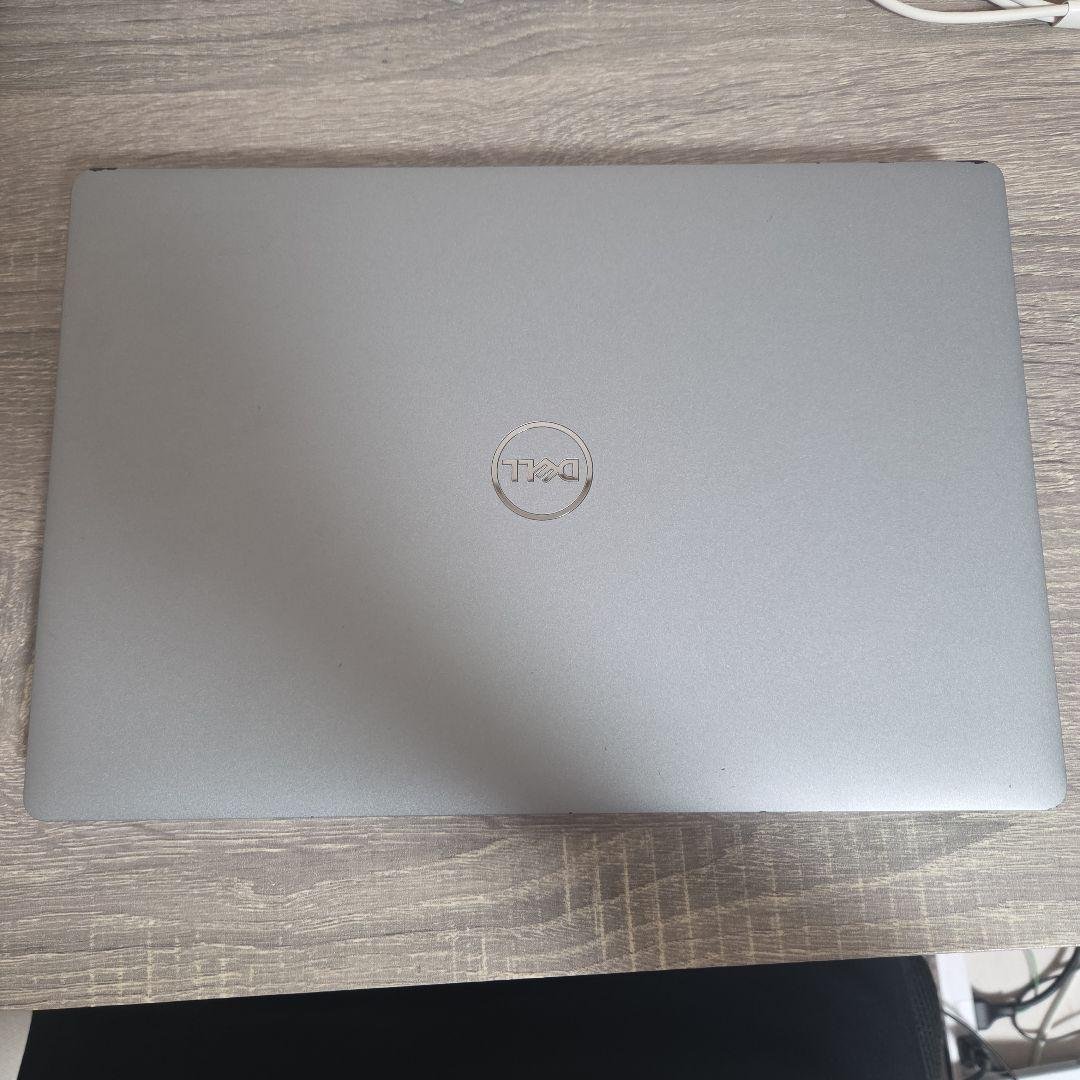 Dell シルバー ノートPC 本体　256GB