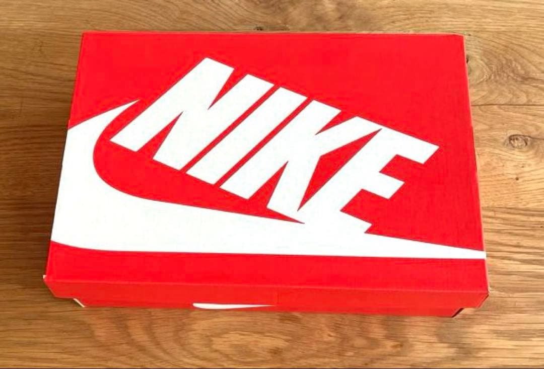 【新品 未使用】NIKE W AIR MAX PHENOMENA ローファー