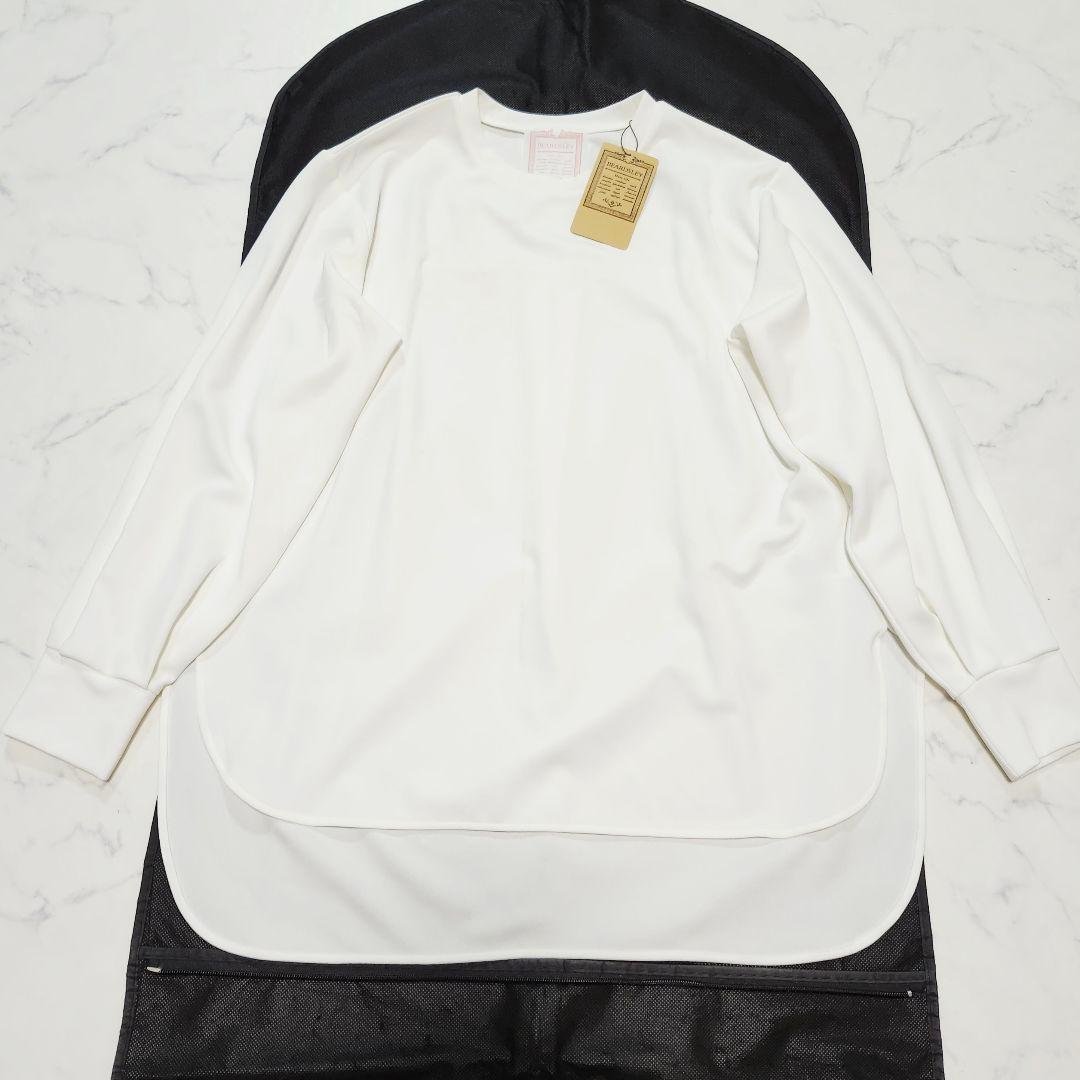 タグ付き/25年モデル☆ビアズリー　Tブラウス　ストレッチ　サイドスリット　1