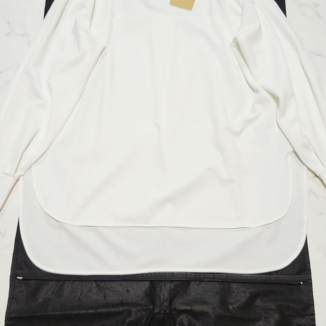 タグ付き/25年モデル☆ビアズリー　Tブラウス　ストレッチ　サイドスリット　1